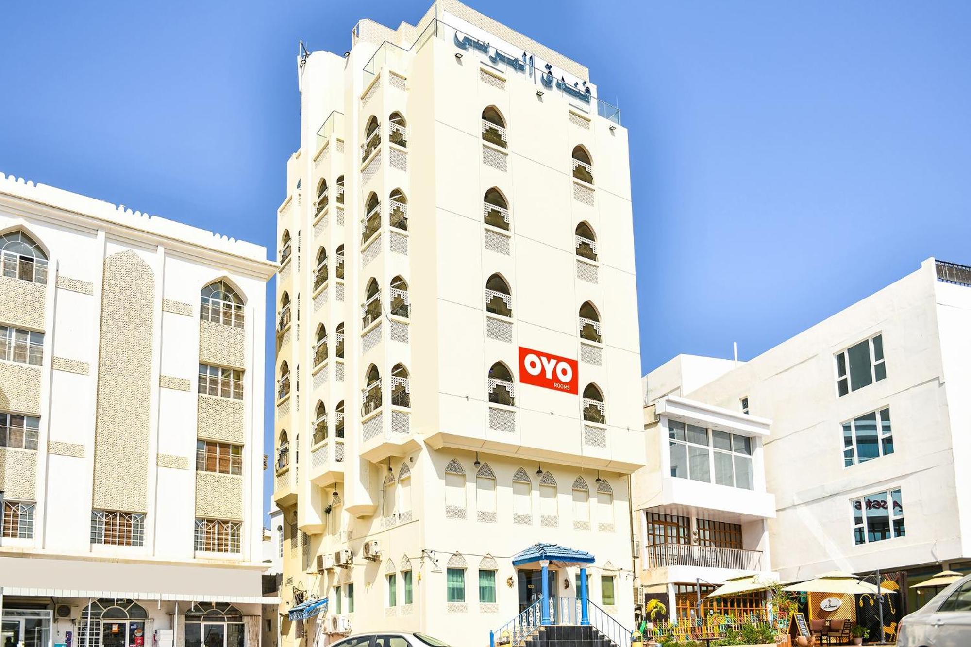 OYO 137 Marina Hotel Mascate Exterior foto